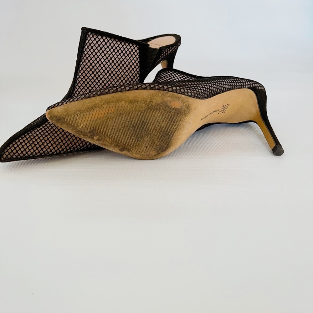 Heels - Picture 3 of 3